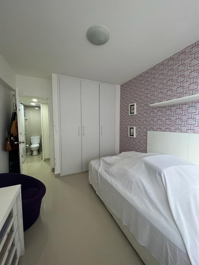 Imagem Apartamento com 4 Quartos à Venda, 150 m²em Boa Viagem - Recife