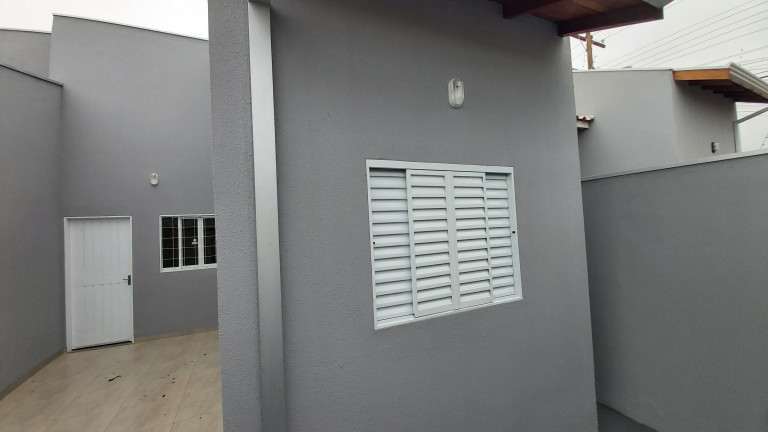 Imagem Casa com 2 Quartos à Venda,  em Jardim Aeroporto - Campo Grande