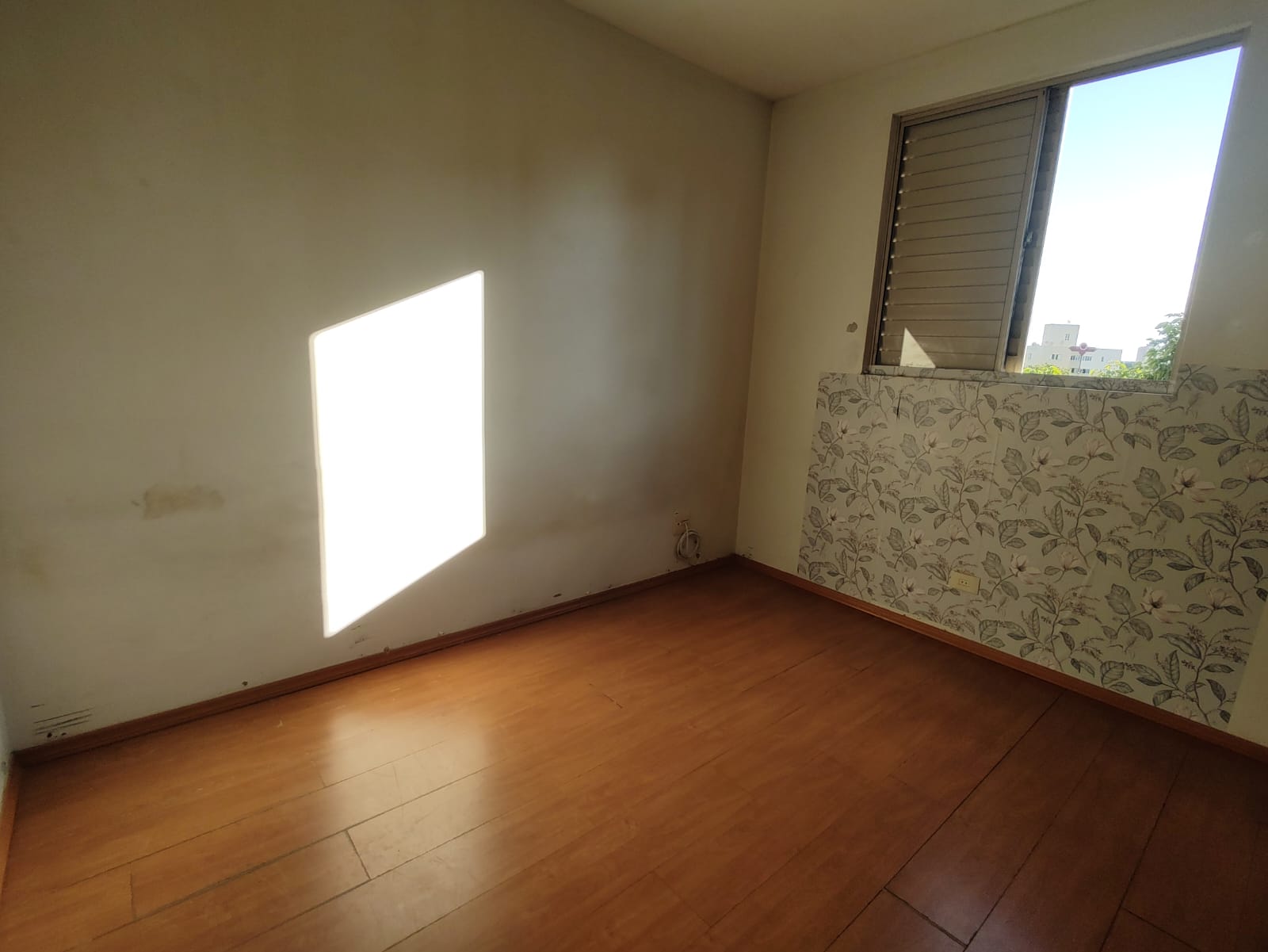 Foto do imóvel: Apartamento com 3 Quartos à Venda, 64 m²em Cláudia - Londrina
