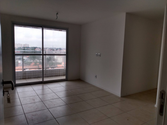 Apartamento com 3 Quartos à Venda, 67 m²em Jóquei Clube - Fortaleza