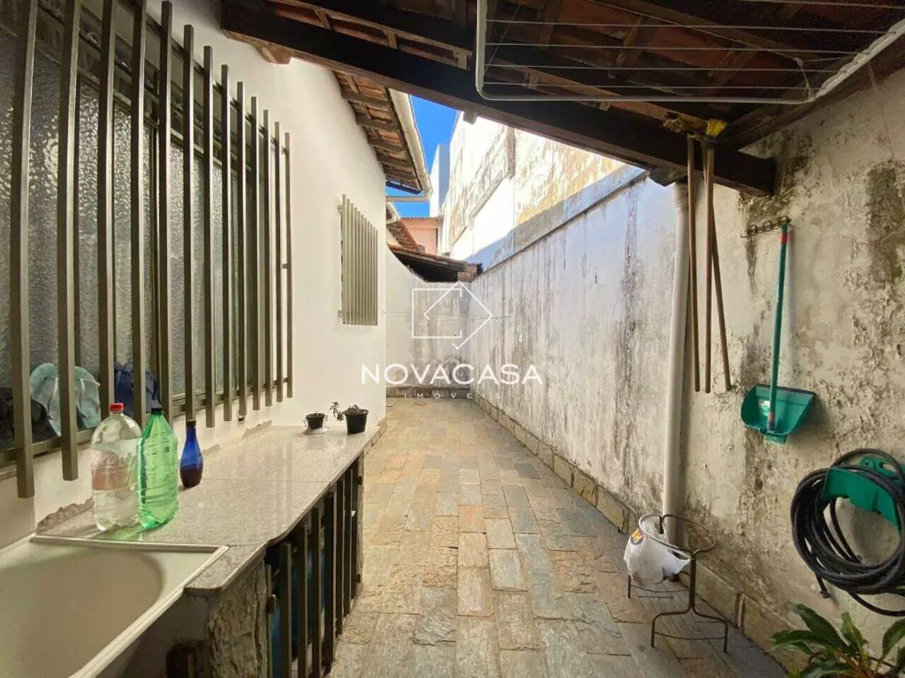 Foto do imóvel: Casa com 2 Quartos à Venda, 90 m² em Planalto - Belo Horizonte Foto do imóvel: Casa com 2 Quartos à Venda, 90 m² em Planalto - Belo Horizonte
