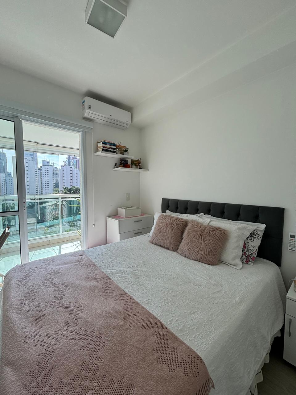 Foto do imóvel: Apartamento com 1 Quarto para Alugar, 50 m² em Campo Belo - São Paulo
