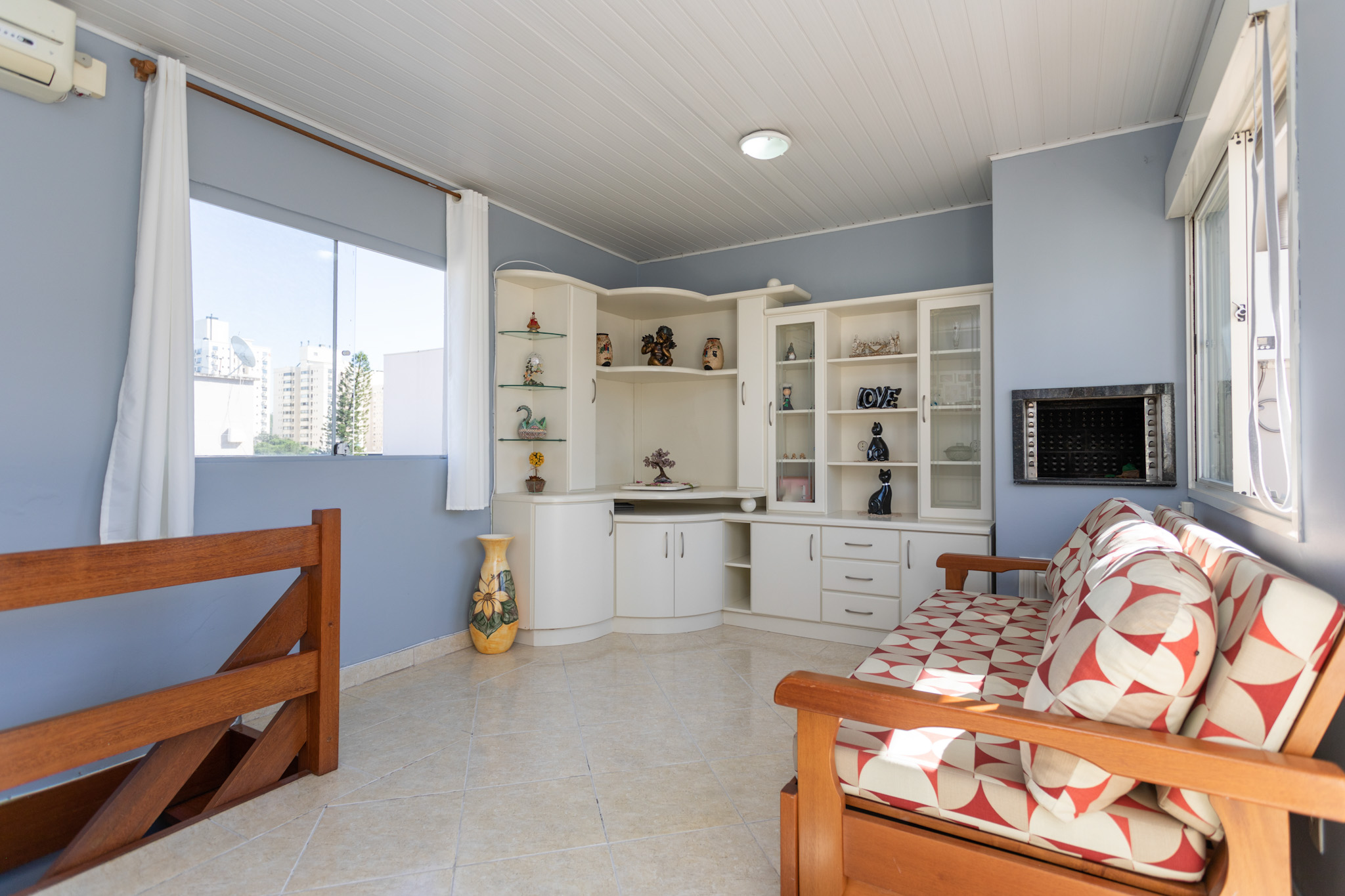 Foto do imóvel: Cobertura com 2 Quartos à Venda, 80 m² em Vila Ipiranga - Porto Alegre