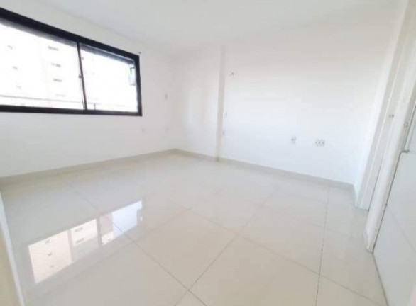 Imagem Apartamento com 3 Quartos à Venda, 90 m² em Lagoa Nova - Natal