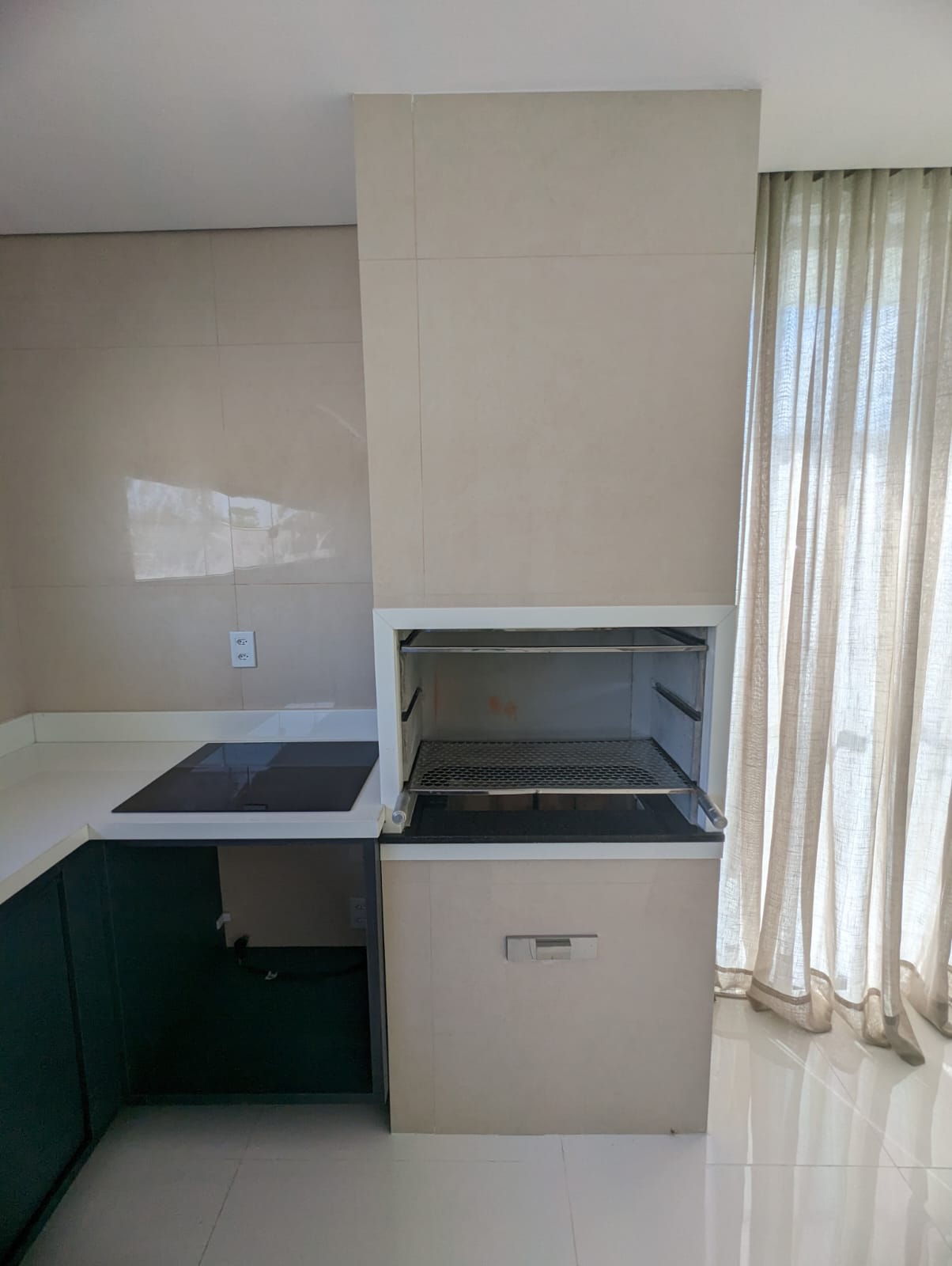 Imagem Casa de Condomínio com 3 Quartos à Venda, 290 m²em Ponta Negra - Manaus