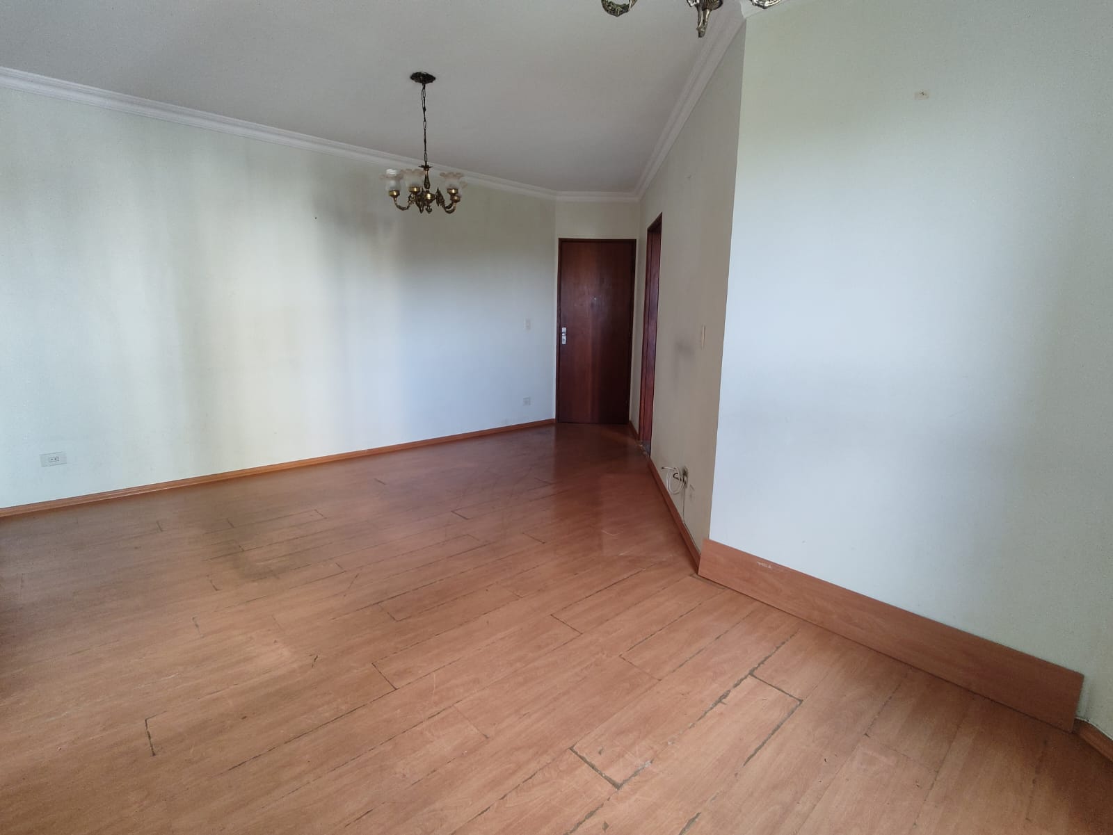 Foto do imóvel: Apartamento com 3 Quartos à Venda, 64 m²em Cláudia - Londrina