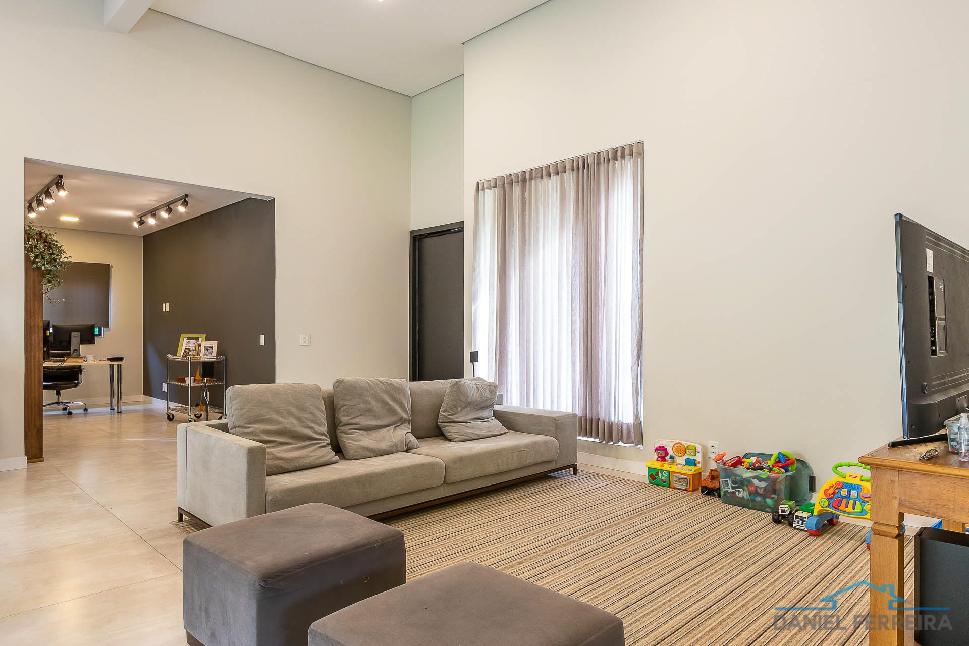 Foto do imóvel: Casa de Condomínio com 3 Quartos à Venda, 240 m² em Setor Habitacional Tororó (Jardim Botânico) - Brasília