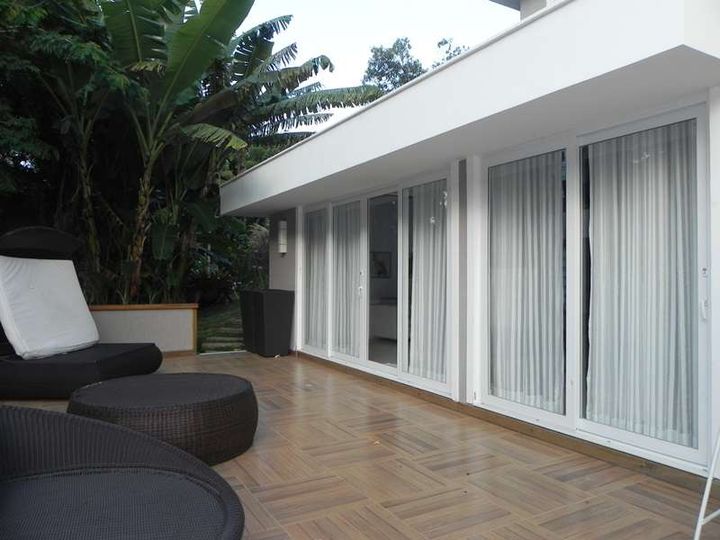 Imagem Casa de Condomínio com 5 Quartos à Venda, 500 m² em Várzea&nbsp; - Teresópolis