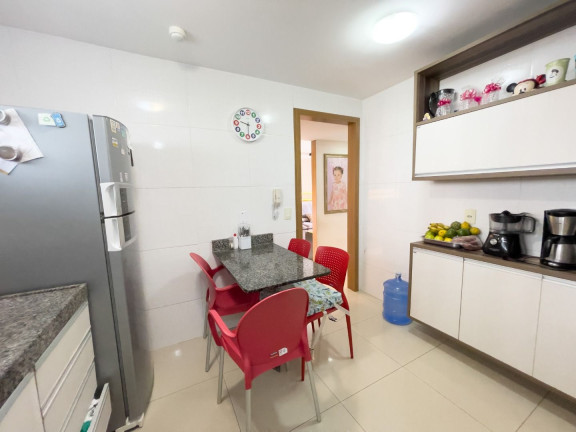 Imagem Apartamento com 3 Quartos à Venda, 96 m² em Candelária - Natal