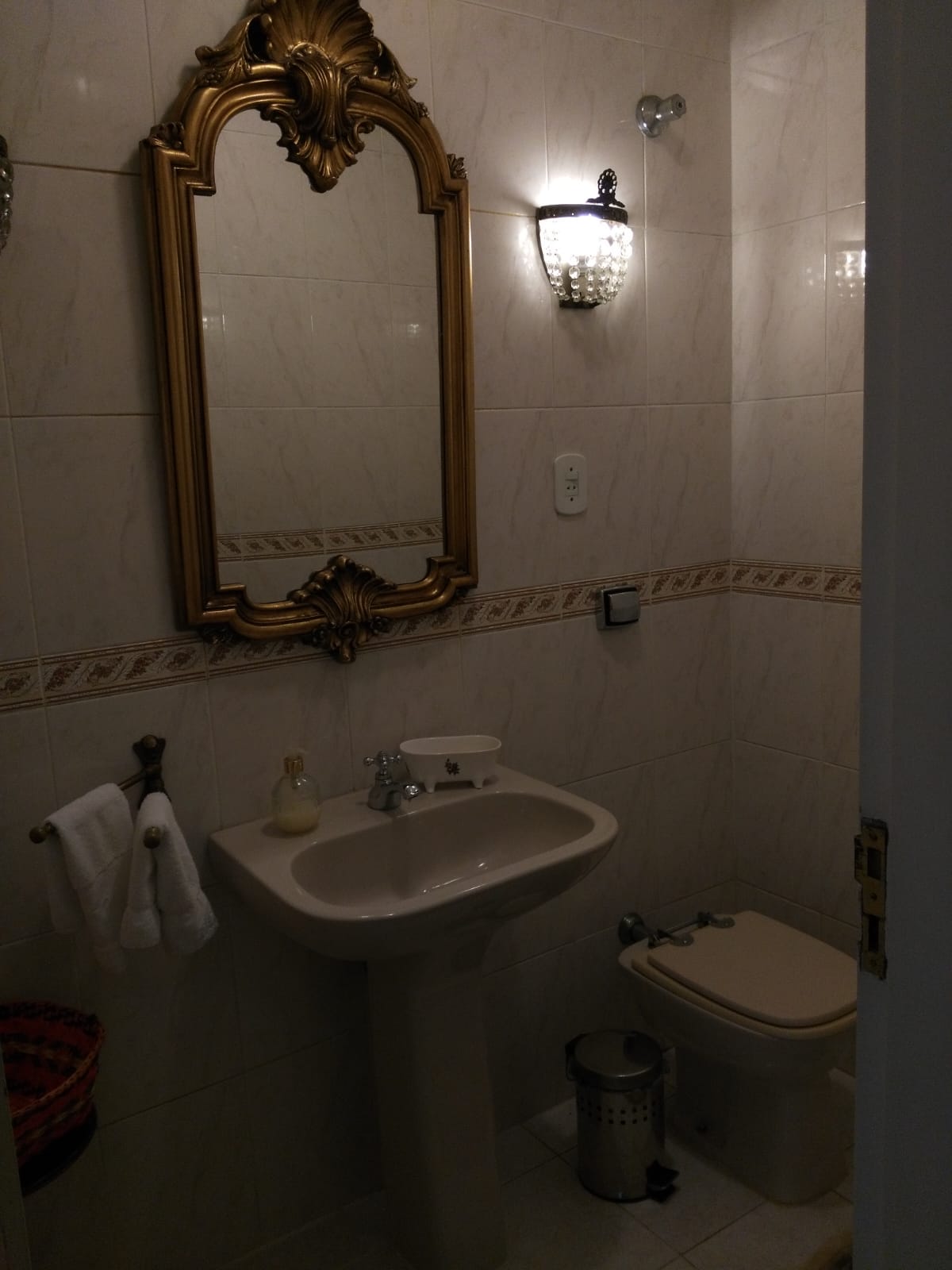 Foto do imóvel: Apartamento com 3 Quartos à Venda, 214 m² em Morro dos Ingleses - São Paulo