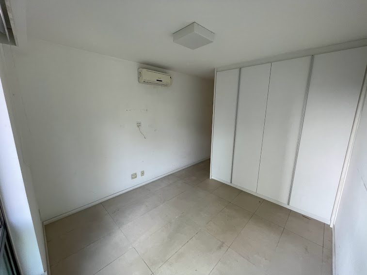 Apartamento com 4 Quartos à Venda, 275 m²em Barra da Tijuca - Rio de Janeiro