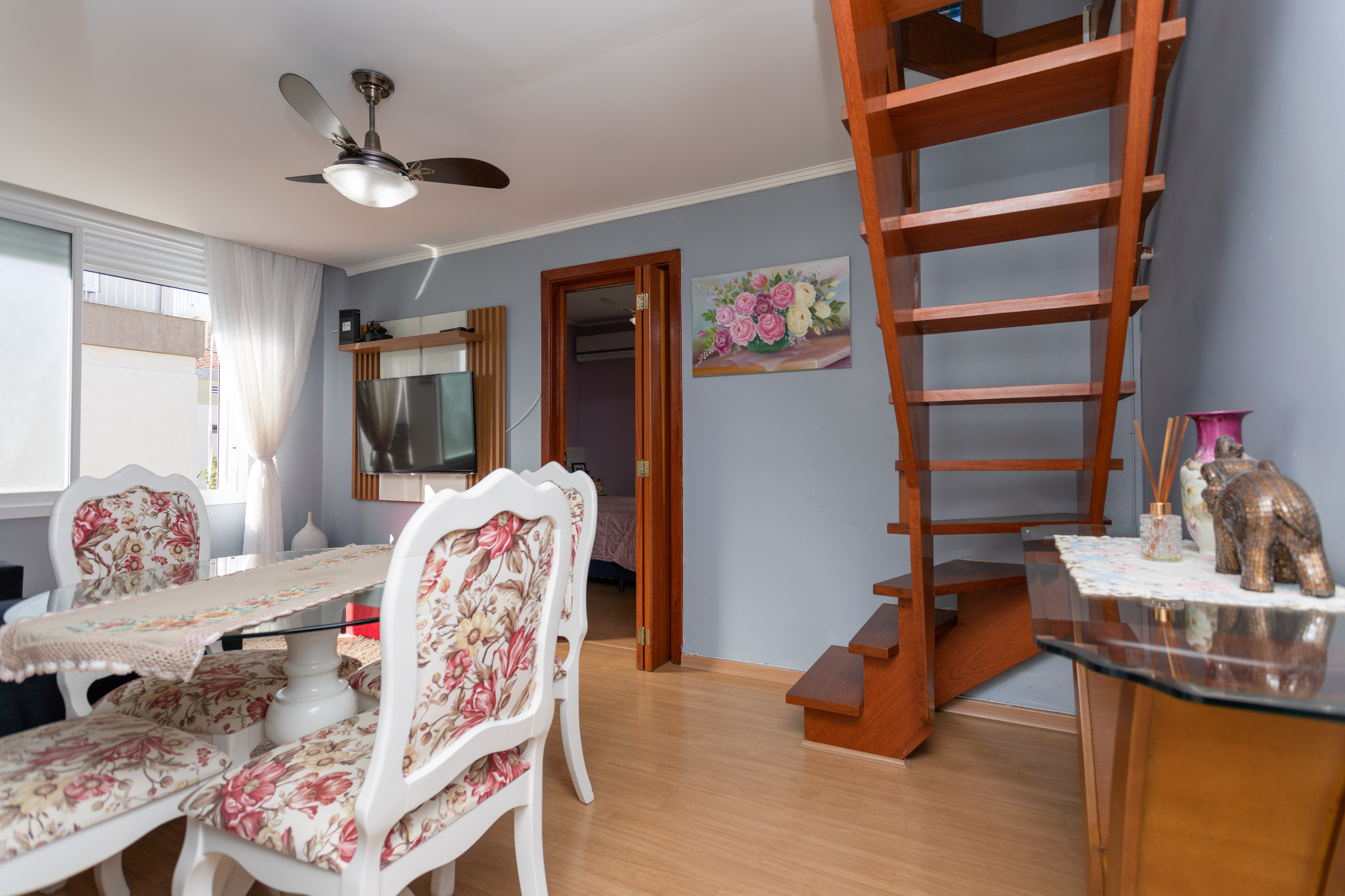 Foto do imóvel: Cobertura com 2 Quartos à Venda, 80 m² em Vila Ipiranga - Porto Alegre