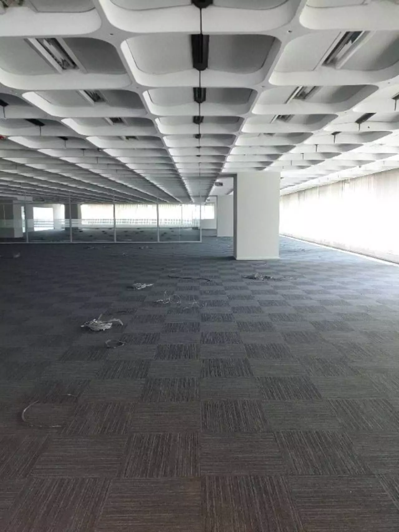 Foto do imóvel: Sala Comercial à Venda ou Locação, 2.844 m² em Jardim São Luís - São Paulo
