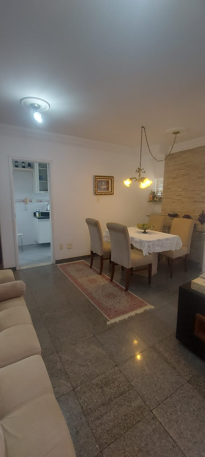 Imagem Apartamento com 2 Quartos à Venda, 75 m²em Pituba - Salvador