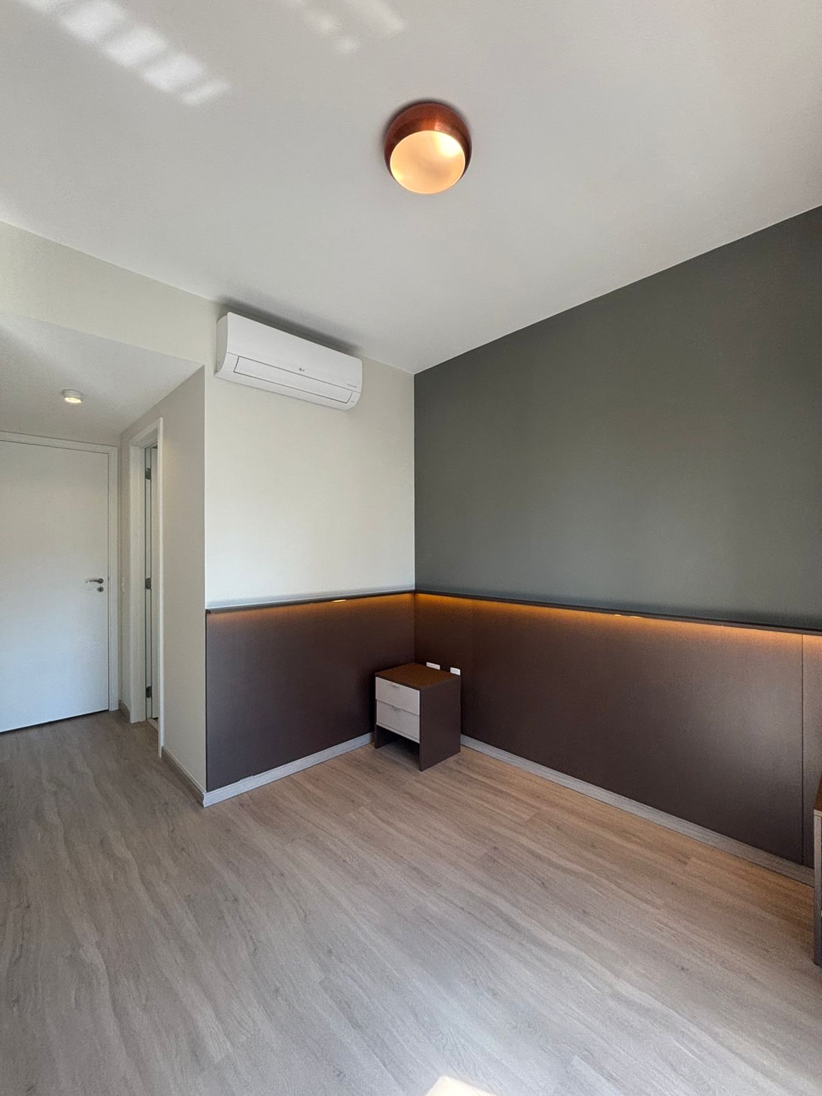 Foto do imóvel: Apartamento com 1 Quarto para Alugar, 45 m² em Indianópolis - São Paulo