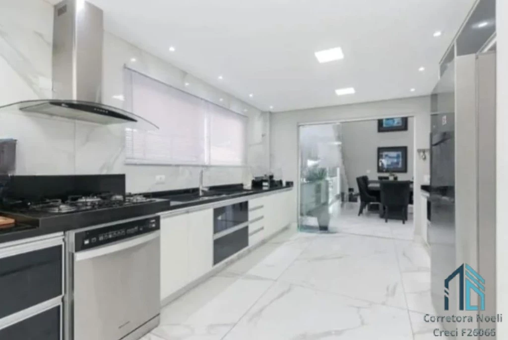 Foto do imóvel: Casa de Condomínio com 4 Quartos à Venda, 367 m² em Abranches - Curitiba