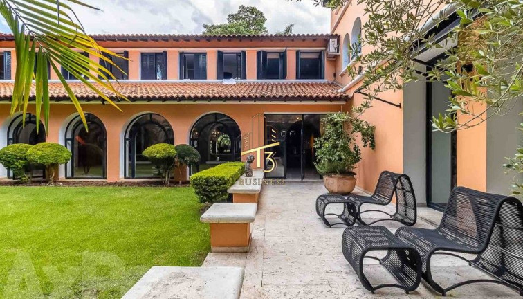 Casa com 4 Quartos à Venda, 1.599 m² em Jardim Guedala - São Paulo