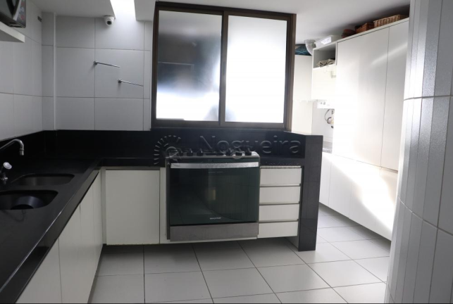 Apartamento com 4 Quartos à Venda, 201 m²em Ilha do Retiro - Recife