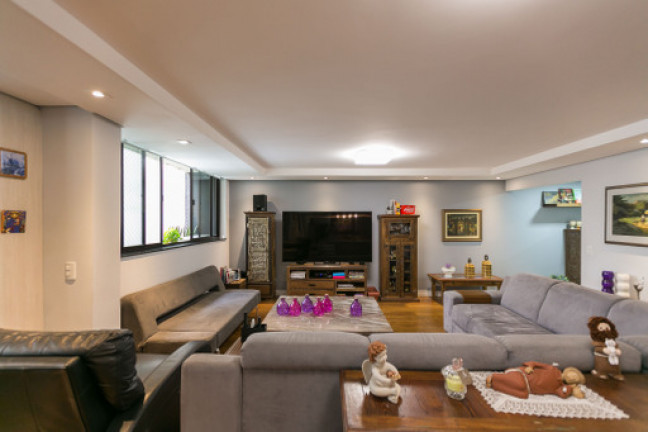 Apartamento com 4 Quartos à Venda ou Locação, 239 m²em Batel - Curitiba