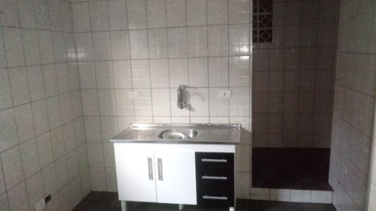 Imagem Apartamento com 1 Quarto para Alugar,  em Vila Santa Lúcia - Carapicuíba