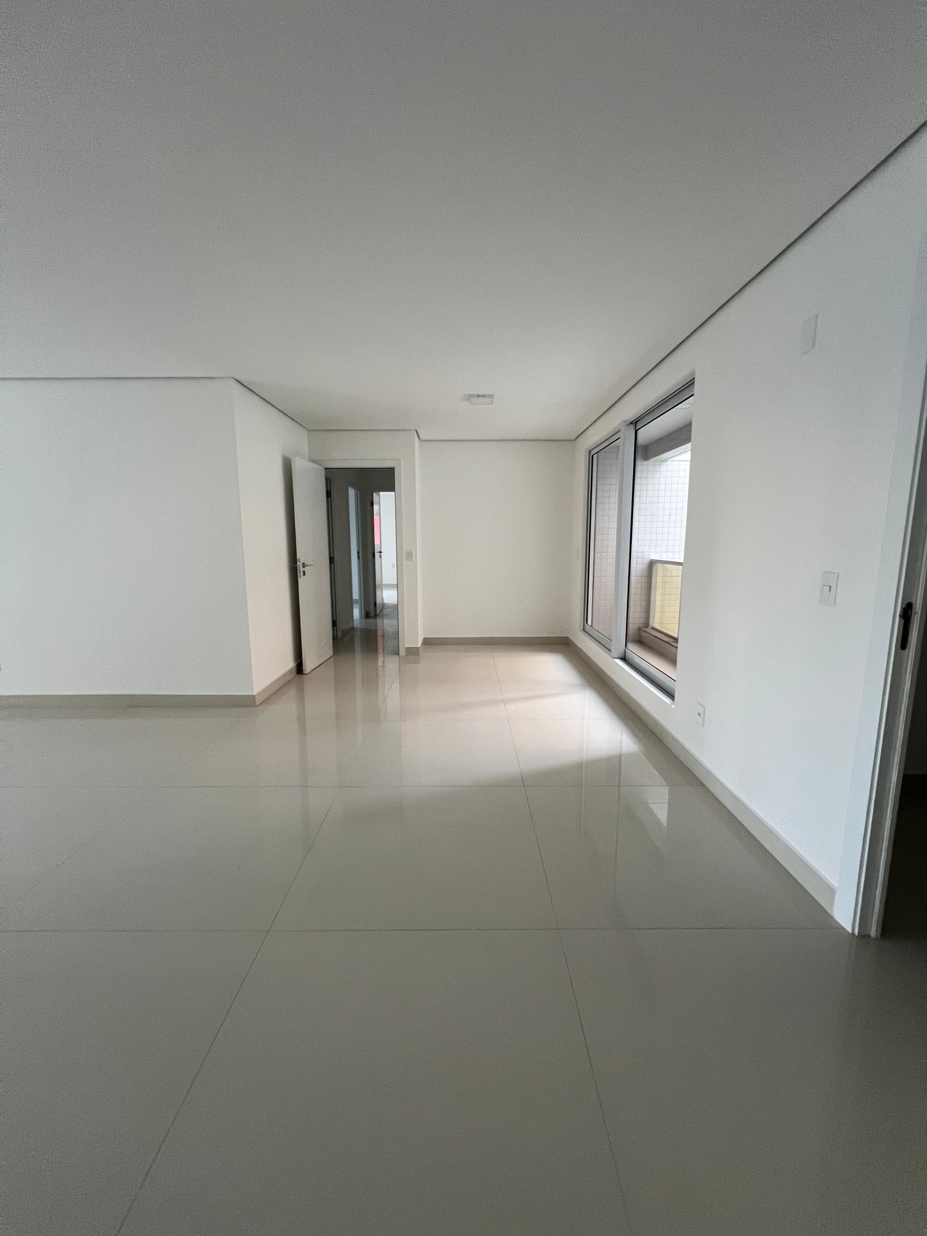 Foto do imóvel: Apartamento com 4 Quartos à Venda, 230 m² em Meireles - Fortaleza