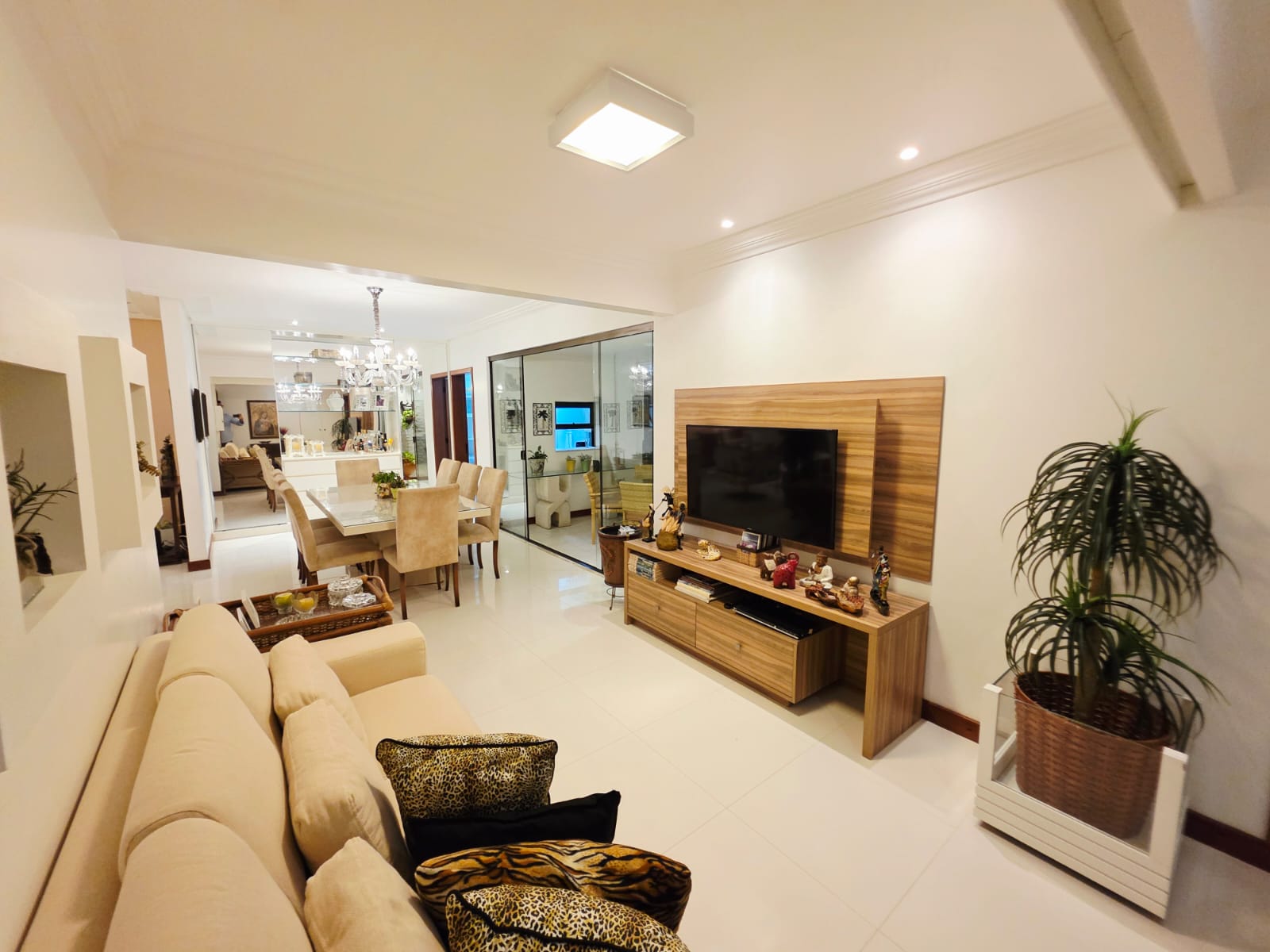 Foto do imóvel: Apartamento com 4 Quartos à Venda, 224 m² em Pituba - Salvador