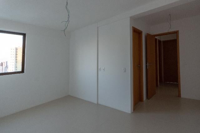 Imagem Apartamento com 3 Quartos à Venda, 96 m²em Torre - Recife