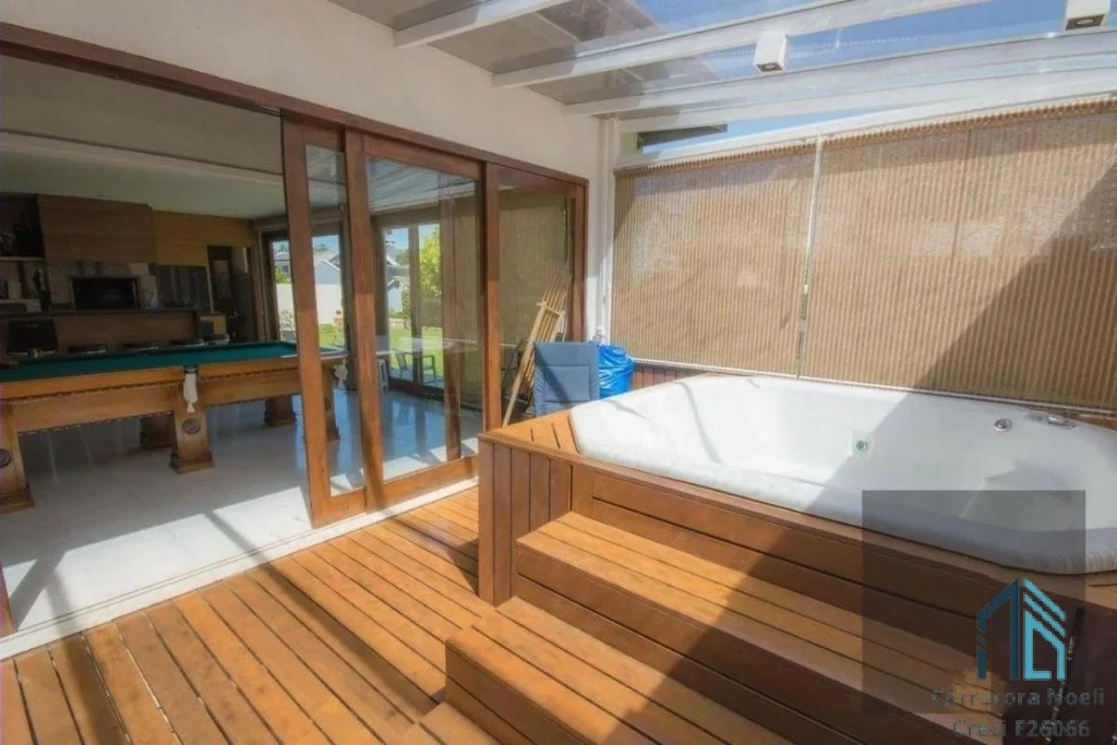 Foto do imóvel: Casa de Condomínio com 4 Quartos à Venda, 427 m² em Alphaville Graciosa - Pinhais