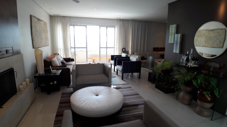 Imagem Apartamento com 3 Quartos à Venda, 248 m² em Vila Suzana - São Paulo