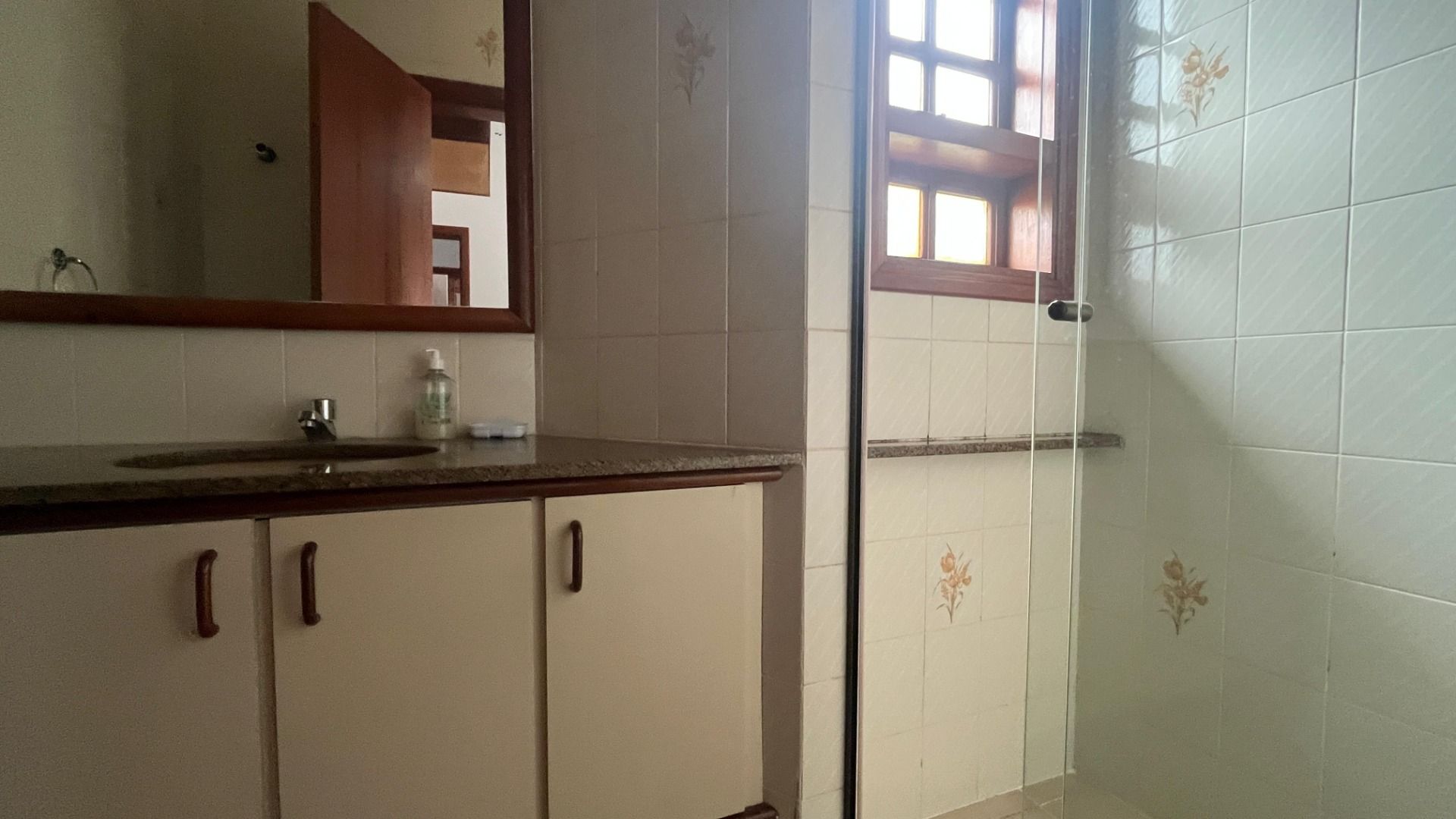 Foto do imóvel: Casa com 8 Quartos à Venda ou Temporada, 390 m² em Riviera - Bertioga