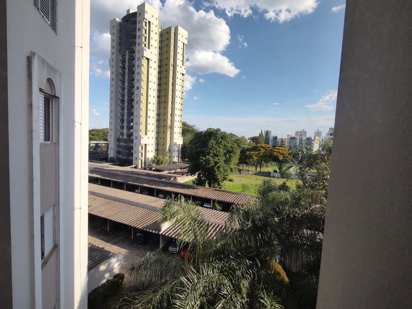 Foto do imóvel: Apartamento com 3 Quartos à Venda, 64 m²em Cláudia - Londrina