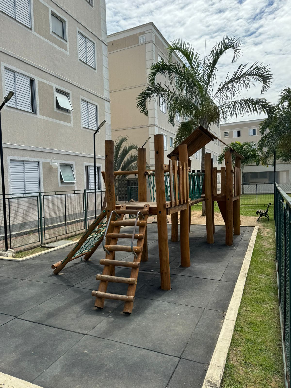 Imagem Apartamento com 2 Quartos para Alugar, 44 m²em Parque Senhor do Bonfim - Taubaté