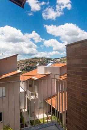 Imagem Casa de Condomínio com 3 Quartos à Venda, 161 m² em Santa ângela - Poços De Caldas