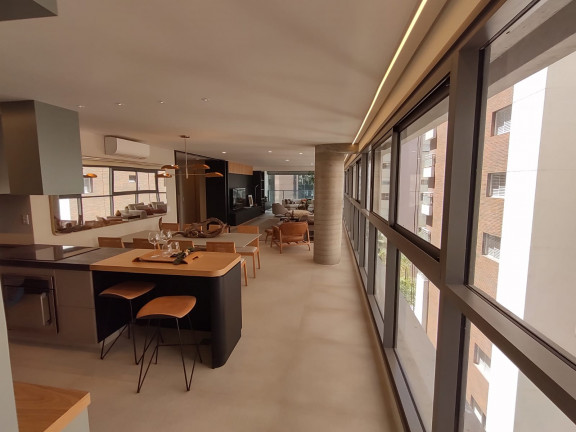 Apartamento com 3 Quartos à Venda, 145 m²em Jardim Paulista - São Paulo