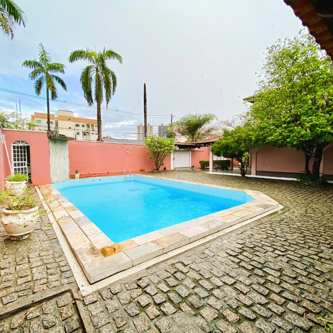 Foto do imóvel: Casa com 4 Quartos para Alugar, 458 m²em Aleixo - Manaus