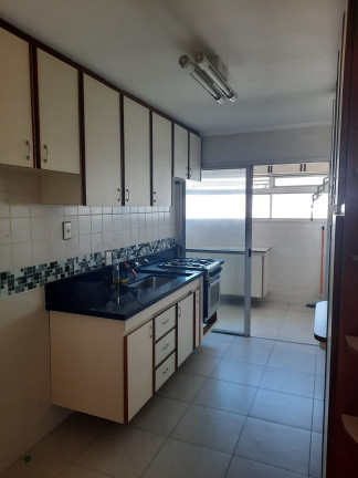 Apartamento com 2 Quartos à Venda ou Locação, 71 m² em Vila Gumercindo - São Paulo