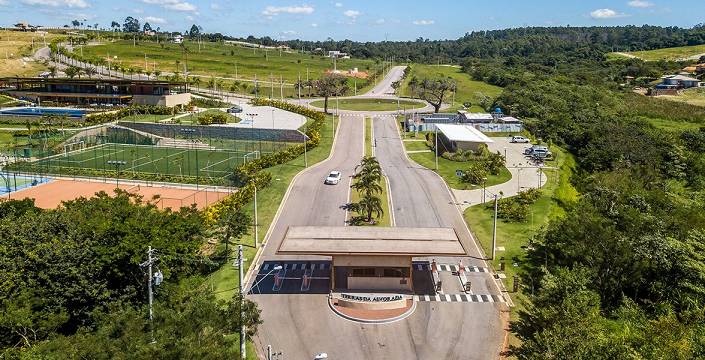 Imagem Casa de Condomínio com 4 Quartos à Venda, 300 m²em Medeiros - Jundiaí