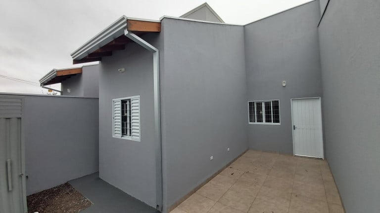 Imagem Casa com 2 Quartos à Venda,  em Jardim Aeroporto - Campo Grande