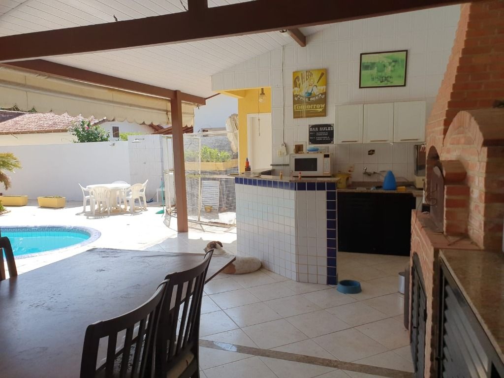 Foto do imóvel: Casa com 3 Quartos à Venda, 226 m² em Badu - Niterói