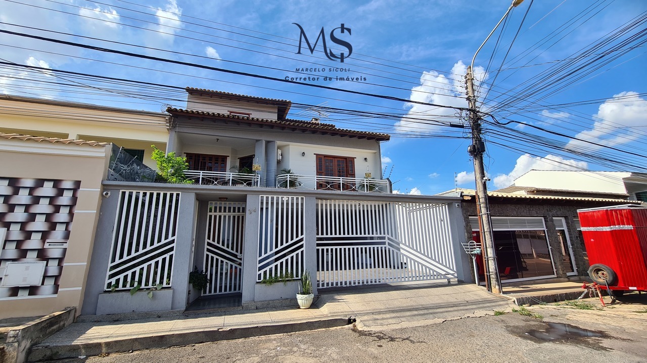 Imagem Casa com 5 Quartos à Venda, 400 m²em Guará II - Brasília