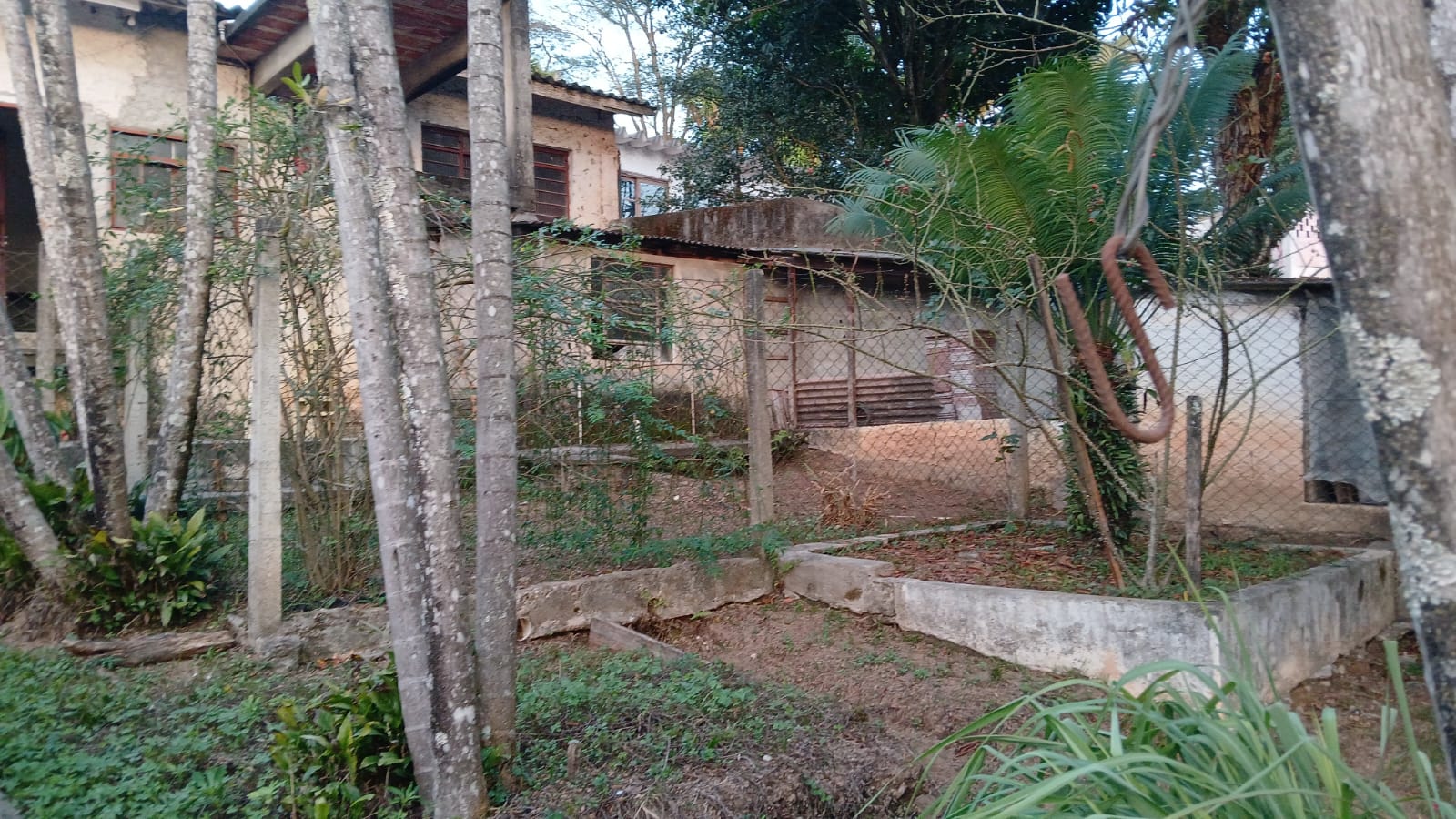 Foto do imóvel: Terreno à Venda, 250 m²em Jardim Novo Embu - Embu das Artes