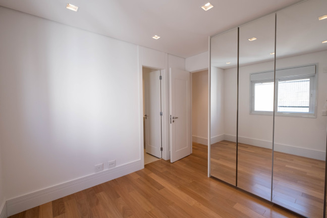 Foto do imóvel: Apartamento com 4 Quartos à Venda, 274 m² em Vila Olímpia - São Paulo