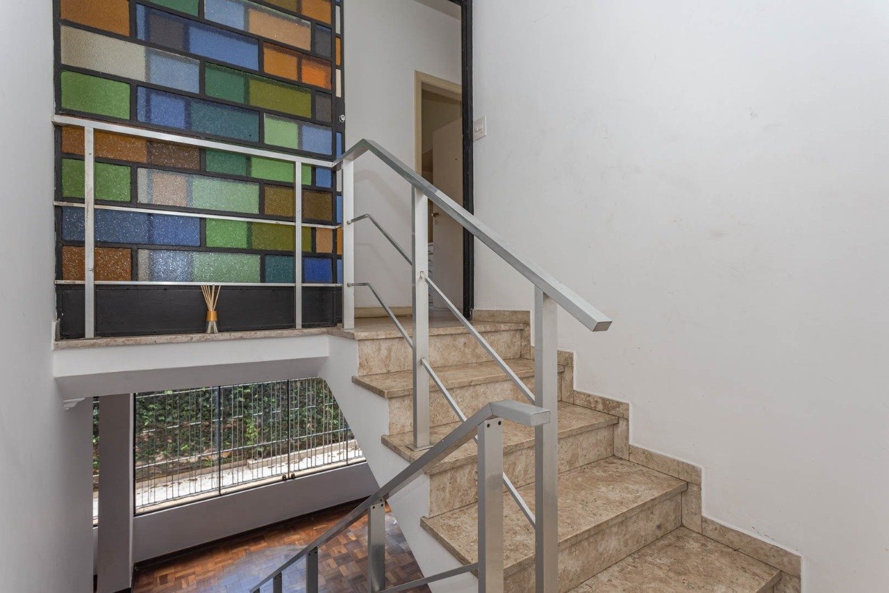 Foto do imóvel: Casa com 2 Quartos à Venda ou Locação, 237 m² em Cidade Monções - São Paulo