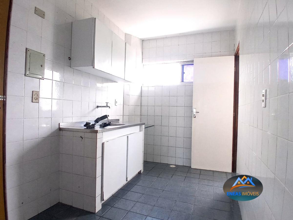 Imagem Apartamento com 2 Quartos à Venda, 60 m²em Encruzilhada - Recife