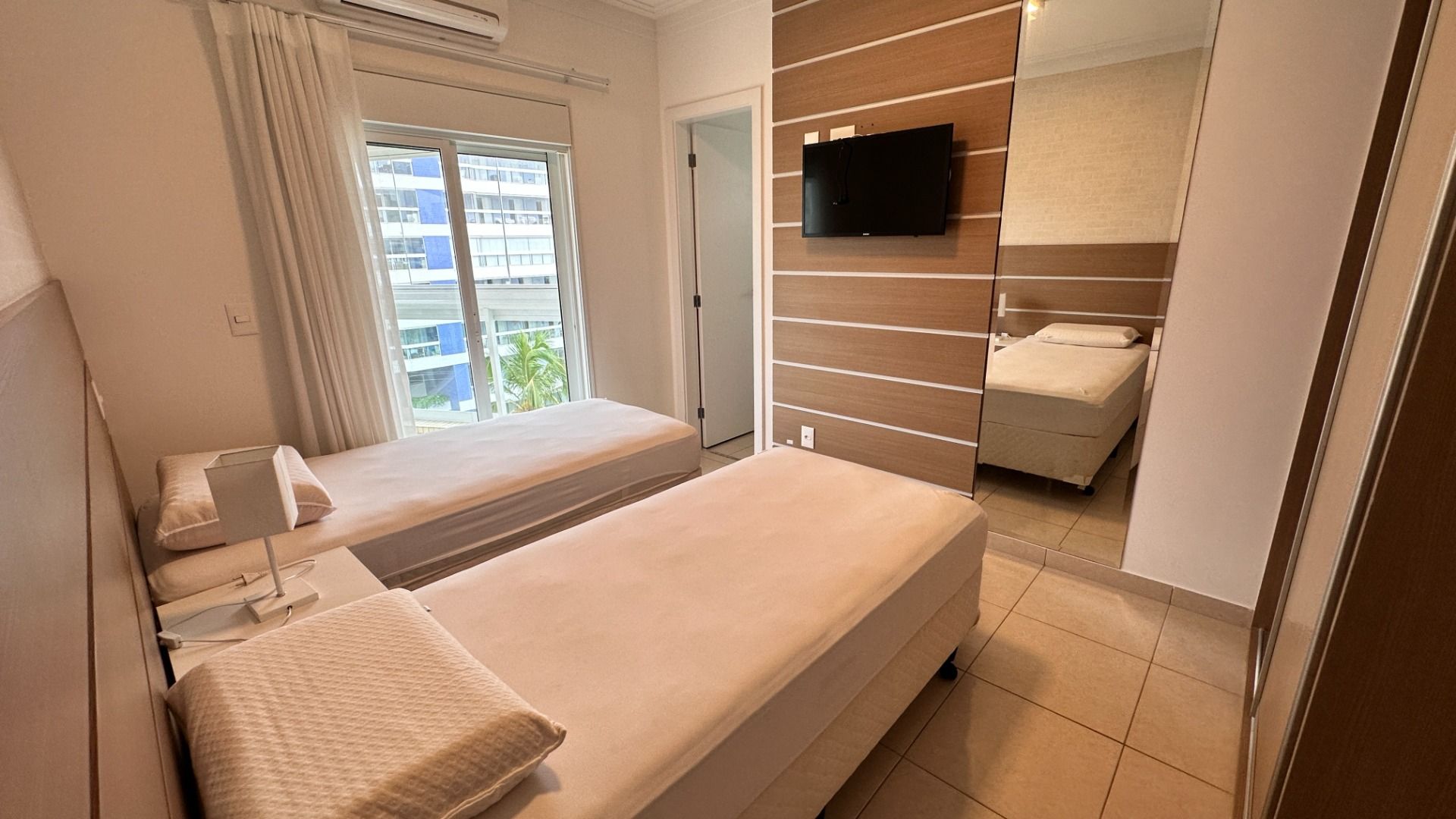 Imagem Apartamento com 4 Quartos à Venda, 186 m²em Riviera - Bertioga