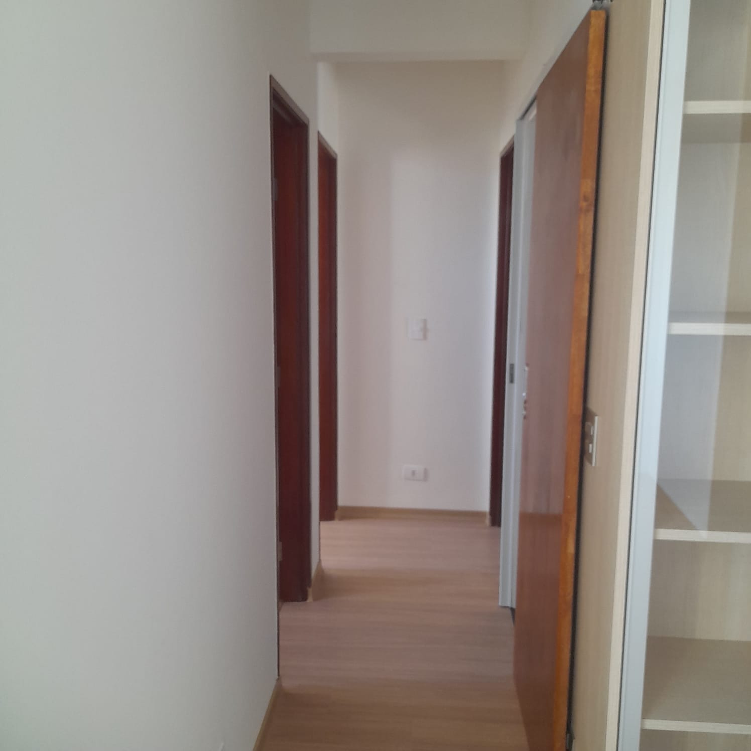 Foto do imóvel: Apartamento com 3 Quartos à Venda, 70 m²em Cláudia - Londrina