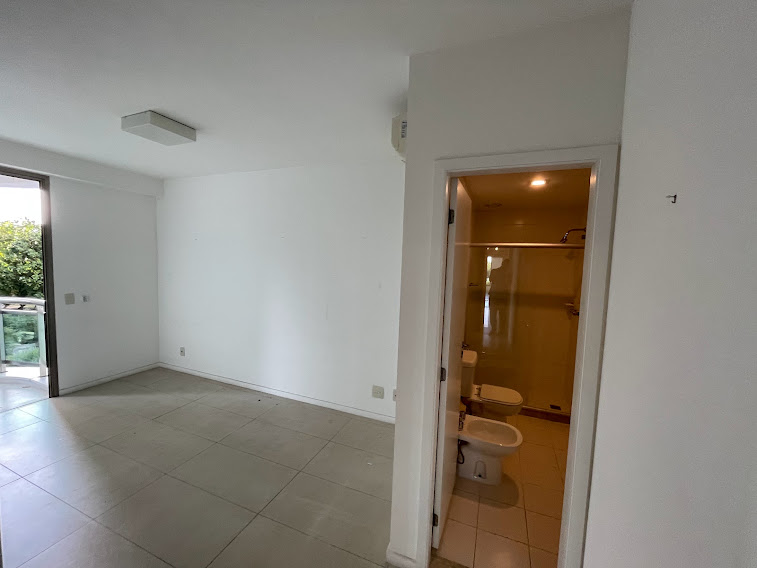 Imagem Apartamento com 4 Quartos à Venda, 275 m²em Barra da Tijuca - Rio de Janeiro