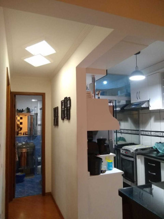 Apartamento com 2 Quartos à Venda,  em Vila Ema - São Paulo