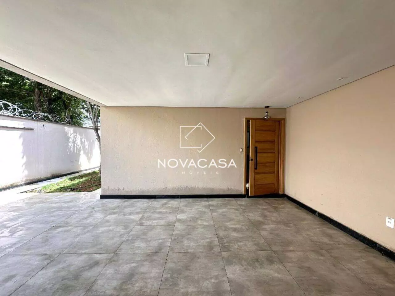 Foto do imóvel: Casa com 5 Quartos à Venda, 250 m² em Rio Branco - Belo Horizonte Foto do imóvel: Casa com 5 Quartos à Venda, 250 m² em Rio Branco - Belo Horizonte