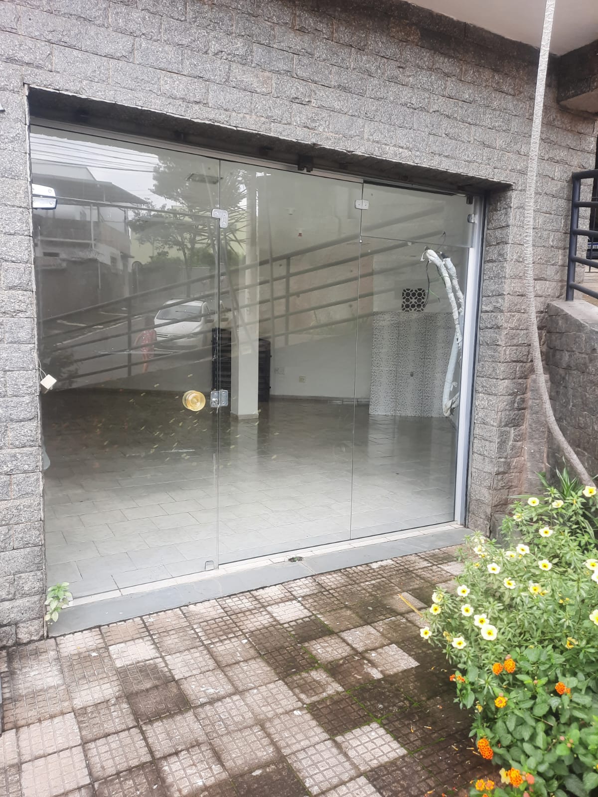 Foto do imóvel: Loja à Venda ou Locação, 68 m² em Alto dos Passos - Juiz de Fora